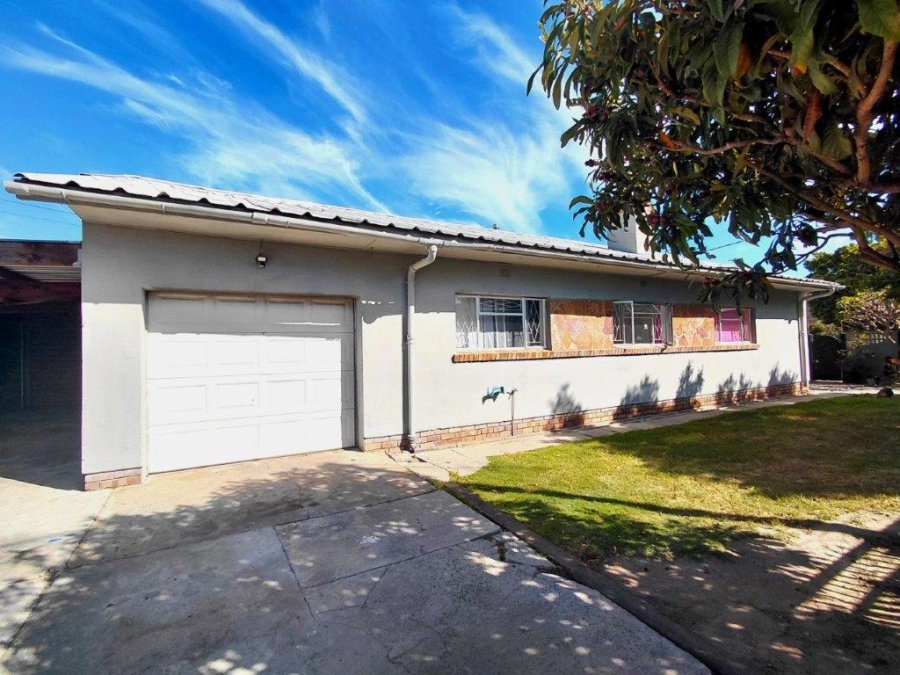 3 Bedroom Property for Sale in Van Der Stel Western Cape